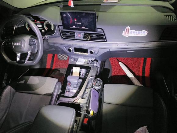 [上海·沪A] 二手奥迪奥迪Q5L Sportback2021款 40 TFSI 上市特别版