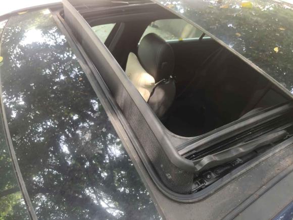 [广州·粤W] 二手奔驰奔驰A级2019款 A 200 L 运动轿车