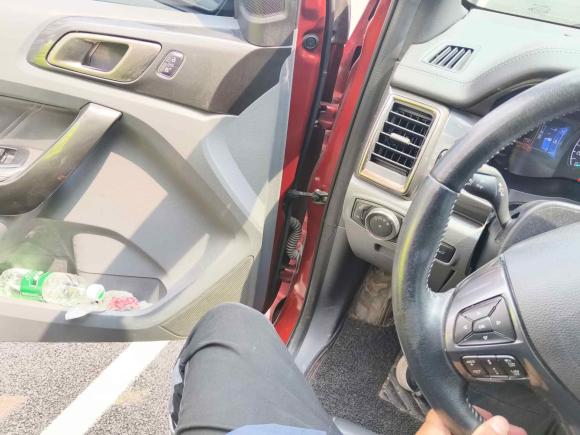 [上海·沪G] 二手福特撼路者2016款 2.0T 汽油自动四驱旗舰版