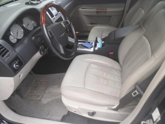 [温州·沪C] 二手克莱斯勒克莱斯勒300C2006款 3.5L 豪华领航版