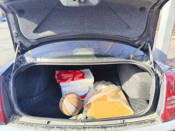 [青岛·鲁B] 二手克莱斯勒克莱斯勒300C2006款 2.7L 豪华版