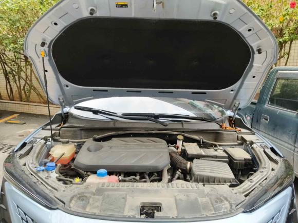 [深圳·鲁A] 二手长安长安UNI-T2022款 1.5T 运动版 尊贵型