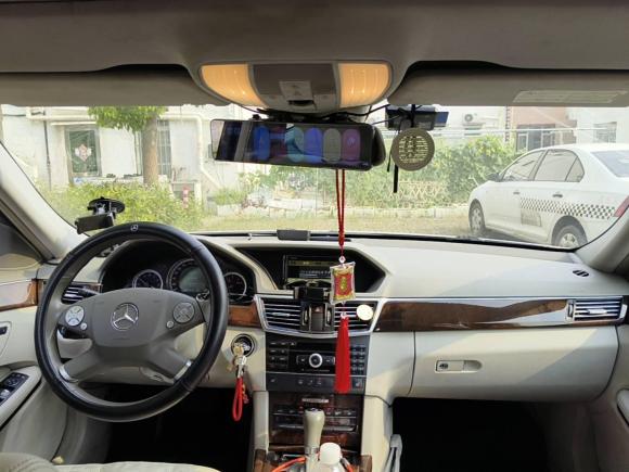 [上海·沪C] 二手奔驰奔驰E级2010款 E 260 L CGI优雅型