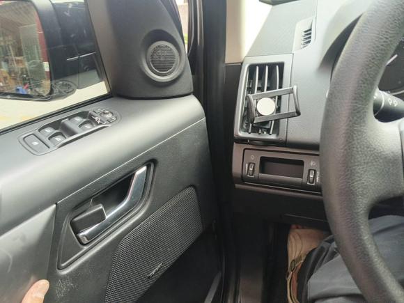 [广州·粤A] 二手路虎神行者22013款 2.2T SD4 S柴油版