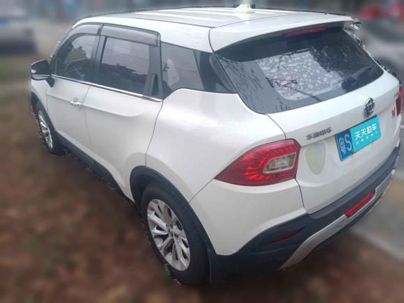 [深圳·粤S] 二手中华中华V32015款 1.5L 手动智能型