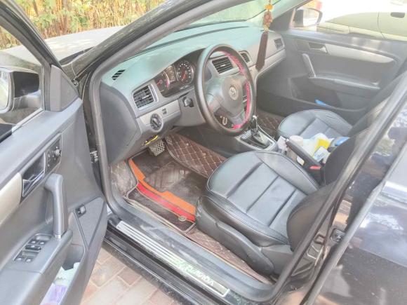 [济南·鲁A] 二手大众朗逸2013款 1.6L 自动舒适版