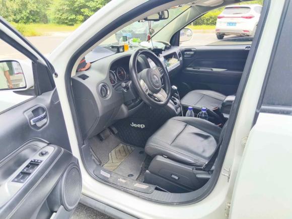 [济南·鲁A] 二手Jeep指南者2014款 2.0L 两驱豪华版