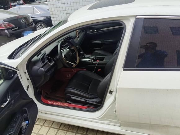 [济南·鲁A] 二手本田思域2016款 220TURBO CVT豪华版