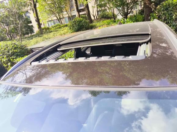 [苏州·苏E] 二手雷诺科雷嘉2016款 2.0L 两驱豪华版