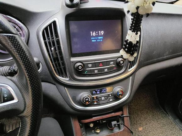 [芜湖·皖B] 二手宝骏宝骏5602017款 律动版 1.5T 手动尊享型