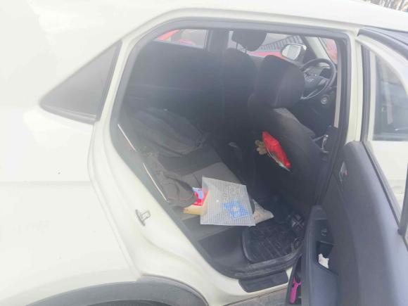 [金华·浙G] 二手现代北京现代ix252015款 1.6L 手动两驱时尚型GS