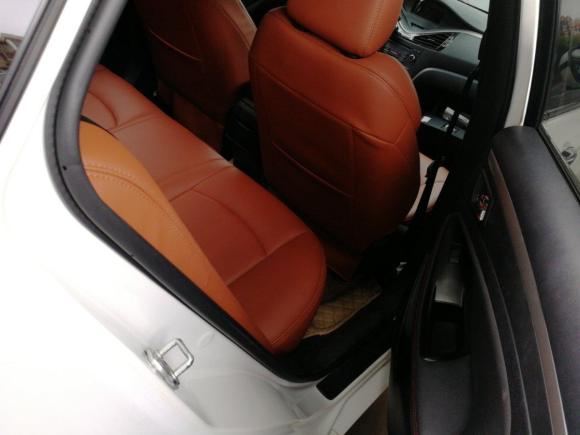 [南京·苏A] 二手奔腾奔腾B702016款 2.0L 自动舒适型