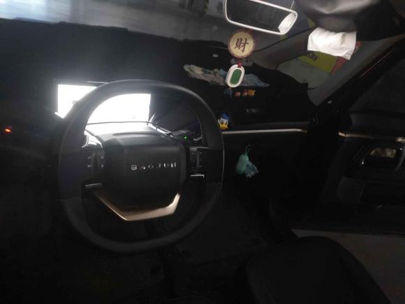 [无锡·苏B] 二手宝骏宝骏KiWi EV2022款 艺术家轻享版 三元锂