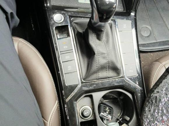[上海·沪A] 二手大众帕萨特2019款 330TSI 精英版 国V