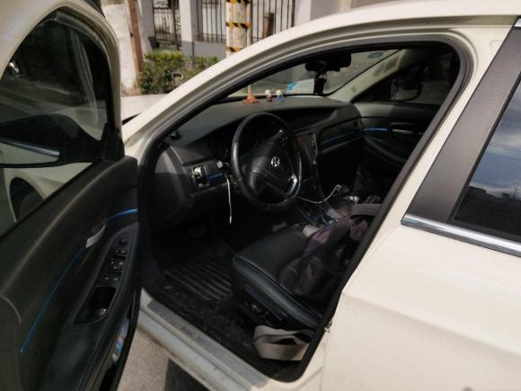 [上海·沪A] 二手北汽新能源北汽新能源EU2017款 EU400 乐享版