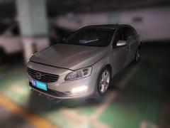 [武汉·鄂A] 沃尔沃沃尔沃V602014款 改款 T5 智雅版