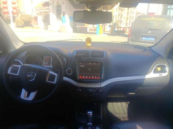 [青岛·鲁B] 二手道奇酷威2013款 2.4L 两驱尊尚版