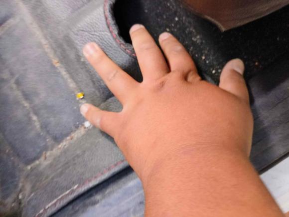 [无锡·鄂A] 二手长安凯程长安欧尚A6002016款 1.5L 手动豪华型7座