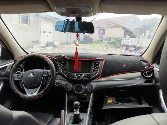 [青岛·鲁B] 二手比亚迪宋2016款 盖世版 1.5TI 手动精英型