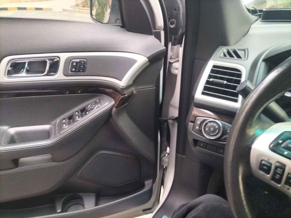 [青岛·吉A] 二手福特探险者2013款 3.5L 尊享型