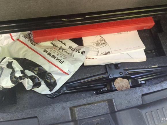 [上海·皖F] 二手力帆汽车轩朗2017款 2.0L CVT舒适型