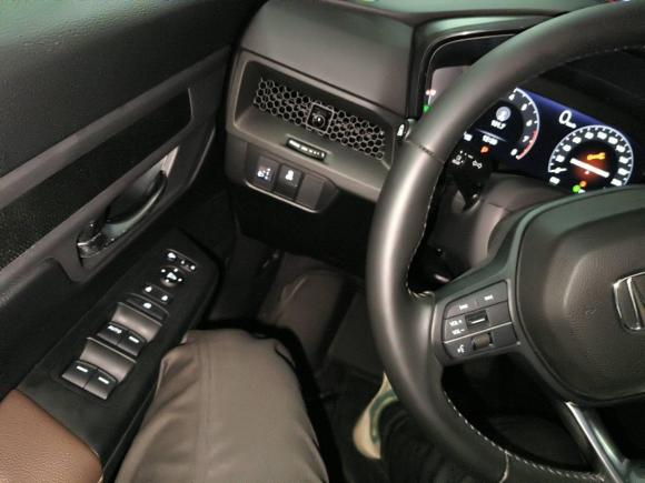 [上海·沪B] 二手本田本田CR-V2023款 240TURBO 两驱智领版 5座