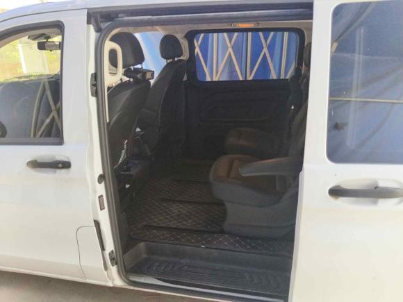 [上海·沪C] 二手奔驰威霆2016款 2.0T 商务版