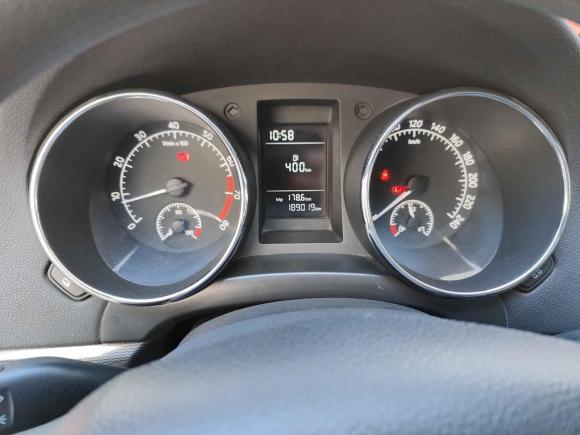 [济南·鲁A] 二手斯柯达Yeti2014款 1.6L 手动炫彩版