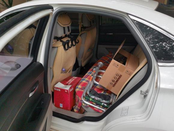 [济南·鲁A] 二手北汽绅宝绅宝D502014款 1.5L CVT标准版