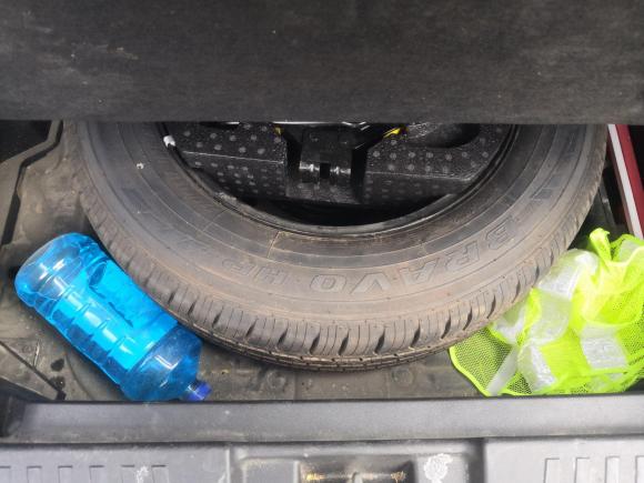 [武汉·粤S] 二手奇瑞瑞虎52015款 2.0L CVT家悦版