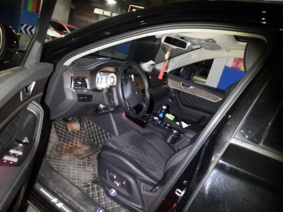 [成都·川A] 二手红旗红旗HS72021款 2.0T DCT两驱智联旗享版