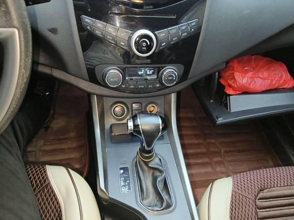 [青岛·鲁U] 二手海马海马S52015款 1.5T CVT旗舰型