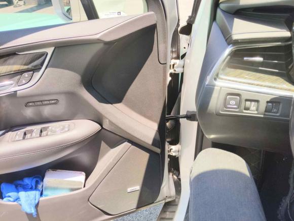 [上海·沪B] 二手凯迪拉克凯迪拉克XT52016款 25T 豪华型