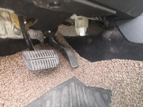 [温州·浙C] 二手斯巴鲁傲虎2010款 2.5i豪华版