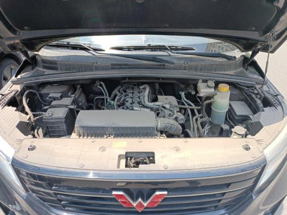 [成都·浙D] 二手五菱汽车五菱宏光PLUS2019款 1.5T 手动舒适型 7座