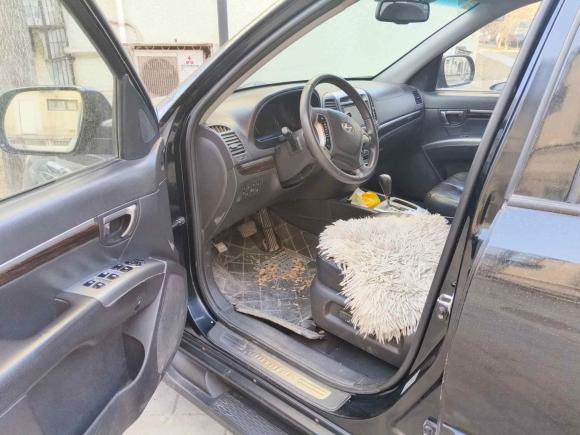 [北京·京P] 二手现代胜达经典2010款 2.4 豪华版 七座四驱