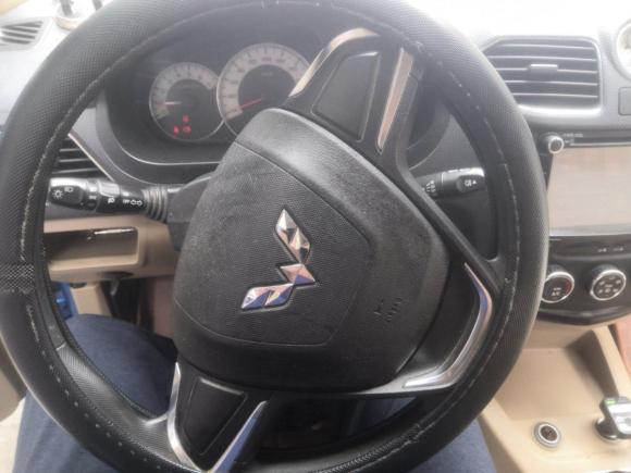 [上海·川Y] 二手五菱汽车五菱宏光2013款 1.5L S舒适型