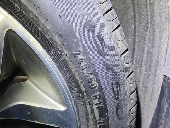 [佛山·粤X] 二手宝马宝马X32014款 xDrive20i X设计套装