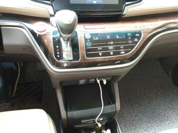 [深圳·粤B] 二手本田奥德赛2017款 2.4L 豪华版