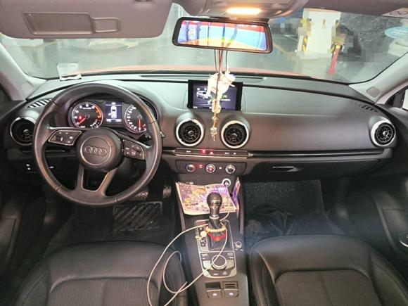 [合肥·皖A] 二手奥迪奥迪A32018款 30周年年型 Sportback 35 TFSI 时尚型