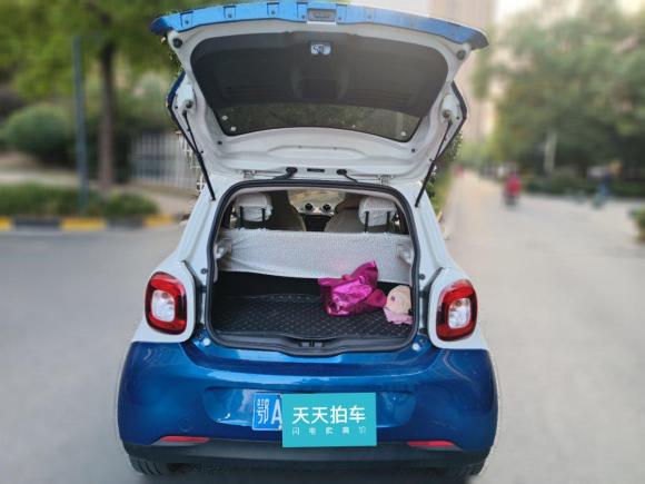 [武汉·鄂A] 二手smartsmart forfour2016款 1.0L 52千瓦灵动版