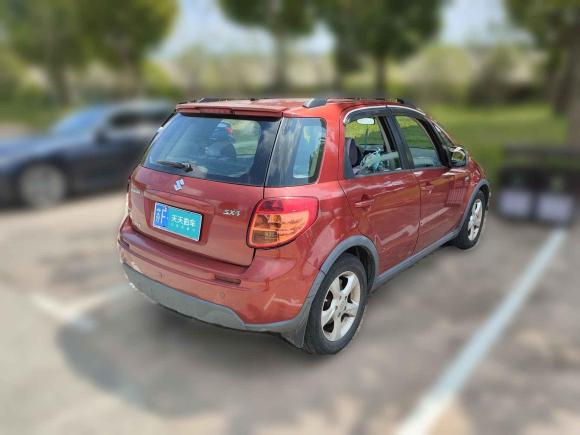 [南通·苏F] 二手铃木天语 SX42011款 改款 1.6L 自动灵动型