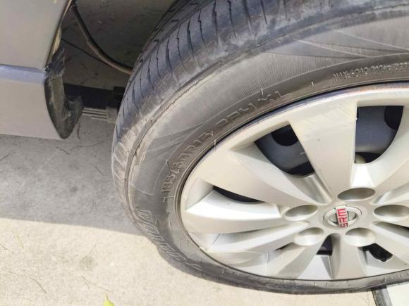 [上海·苏U] 二手金杯金海狮M2022款 1.5L 旅行狮客车 7座