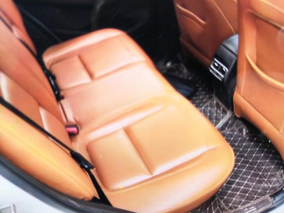 [上海·鄂H] 二手奇瑞瑞虎72016款 2.0L CVT耀目版