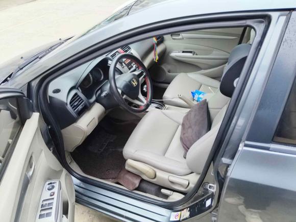 [上海·苏B] 二手本田锋范经典2011款 1.5L 自动精英品致版