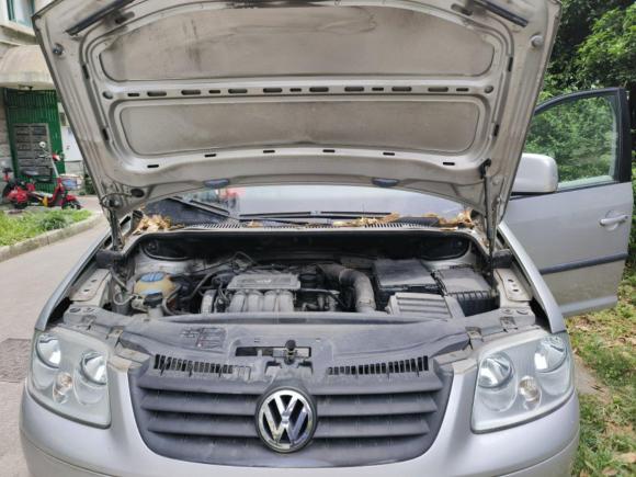 [上海·沪F] 二手大众开迪2005款 1.6L 功能型5座