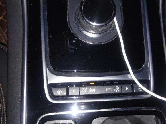 [深圳·粤B] 二手捷豹捷豹XEL2018款 2.0T 200PS 尊享版