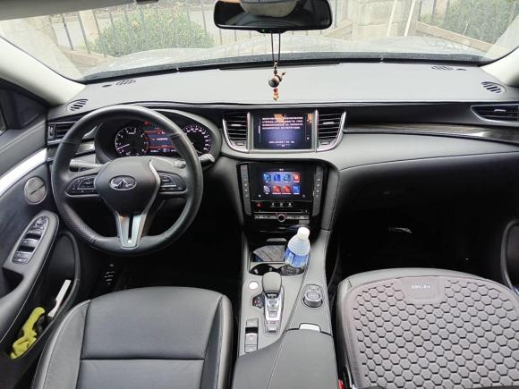 [上海·沪B] 二手英菲尼迪英菲尼迪QX502022款 2.0T 两驱领航版