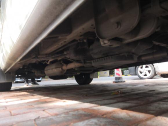 [无锡·苏B] 二手上汽大通MAXUS上汽大通V802021款 2.0T 手动经典傲运通短轴超低顶5/6座