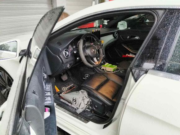 [南京·苏L] 二手奔驰奔驰CLA2016款 改款 CLA 200 时尚型